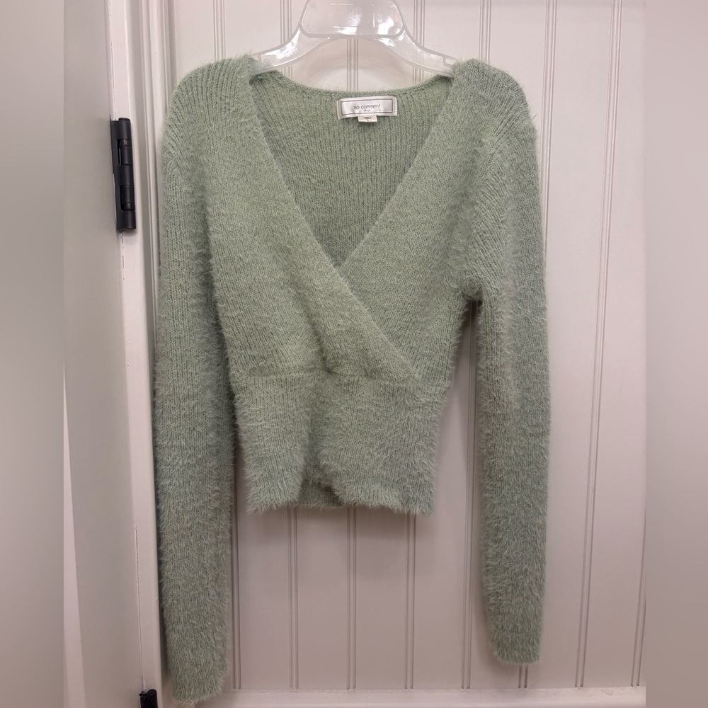 Plush Green V-Neck Cropped Sweater